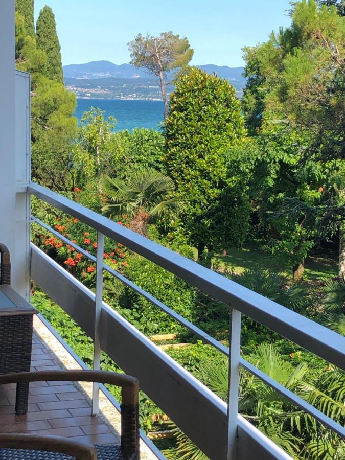Sunset Apartment Sirmione Exterior photo