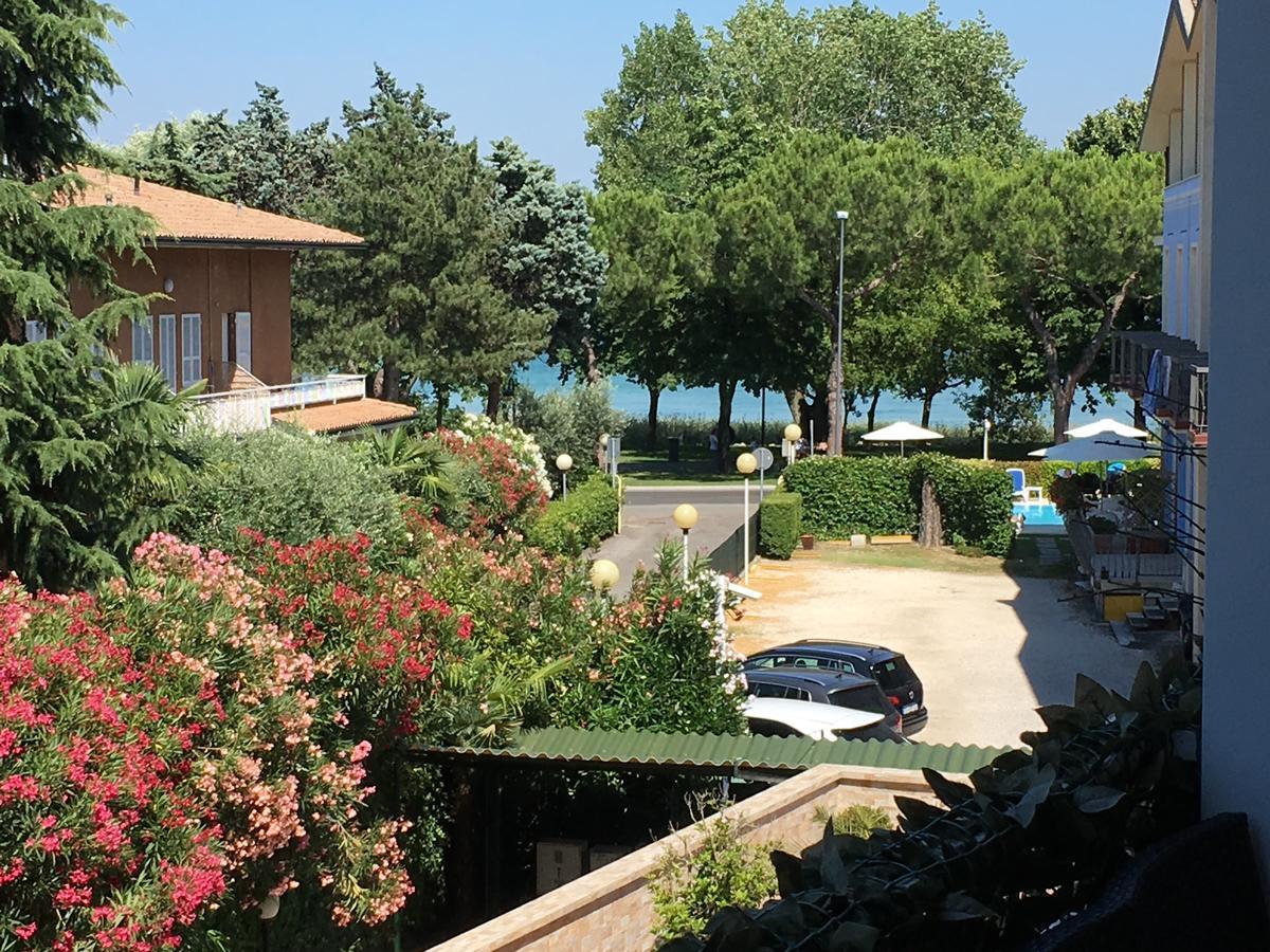 Sunset Apartment Sirmione Exterior photo