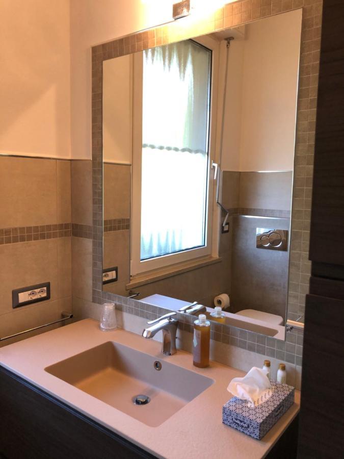 Sunset Apartment Sirmione Exterior photo